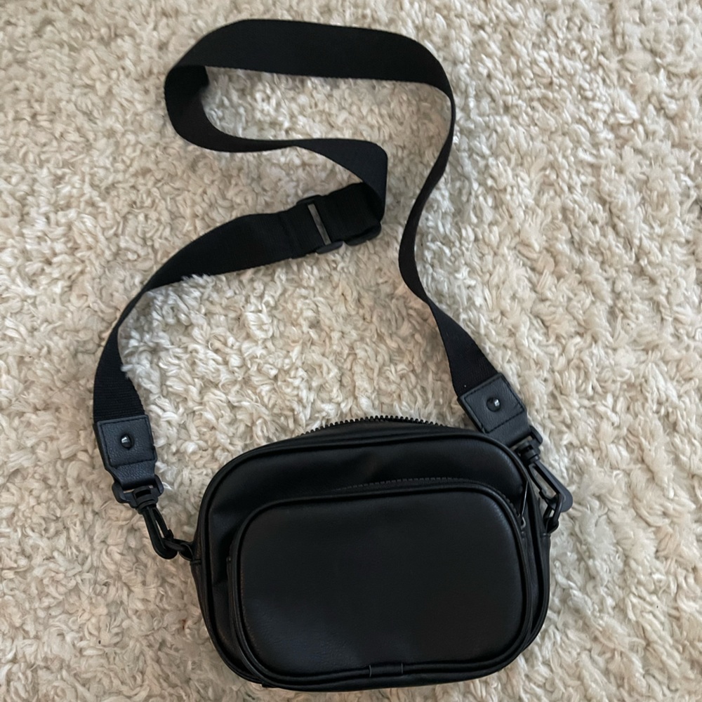 Brand new crossbody